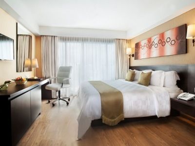 Hotel Western Premier The Hive 4*