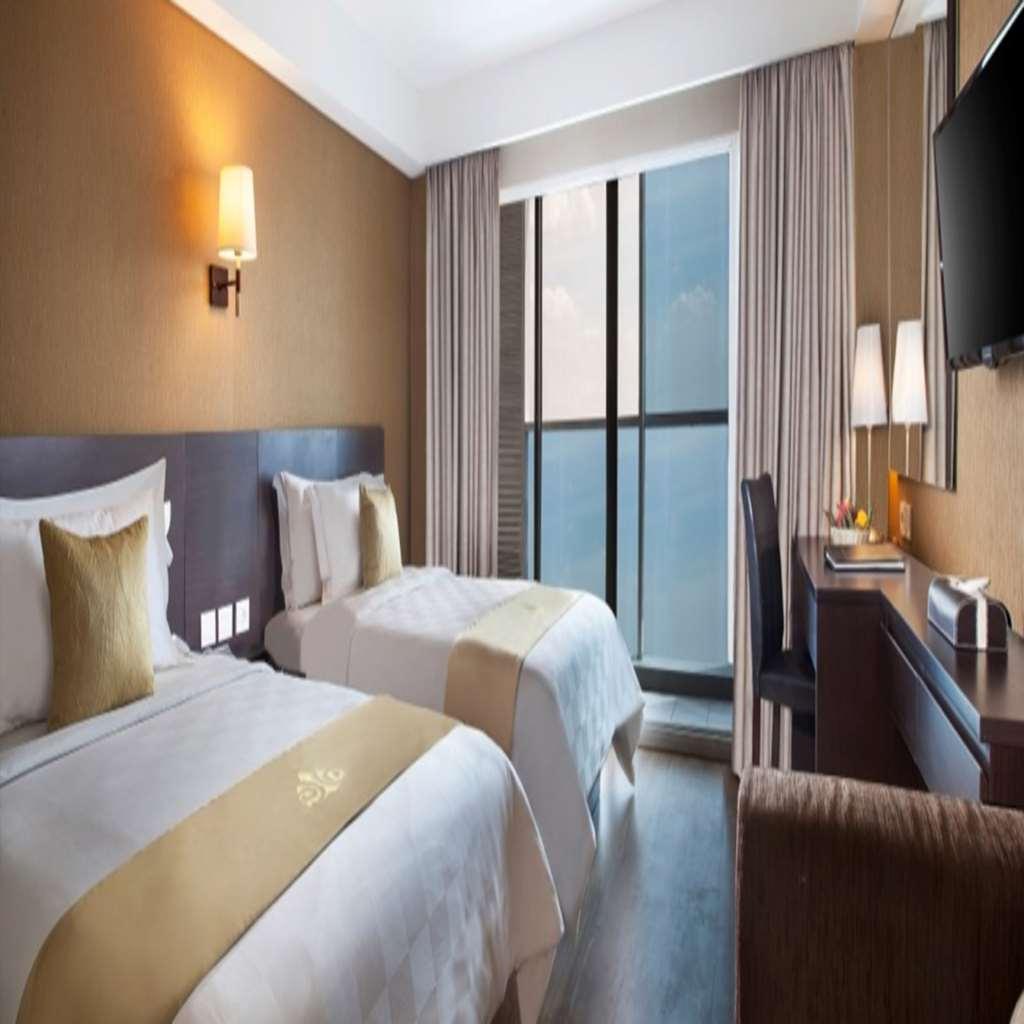 Western Premier The Hive 4*